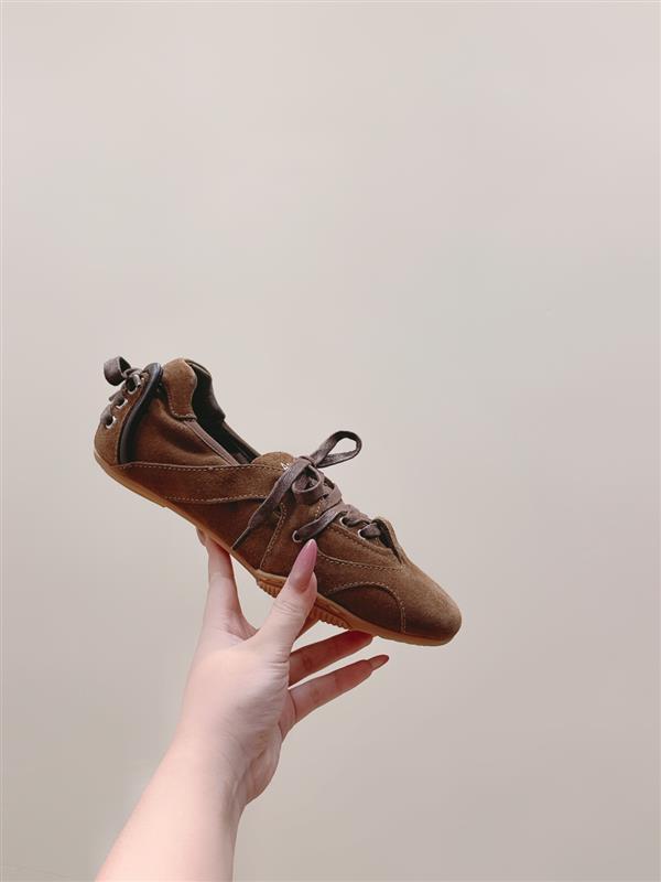 2025112716569610 310